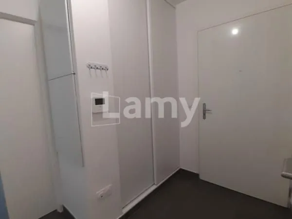 Appartement 3 pièces 77 m²