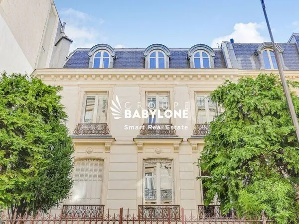 Bureaux 178 m²