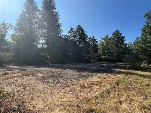 Terrain constructible 2400 m²