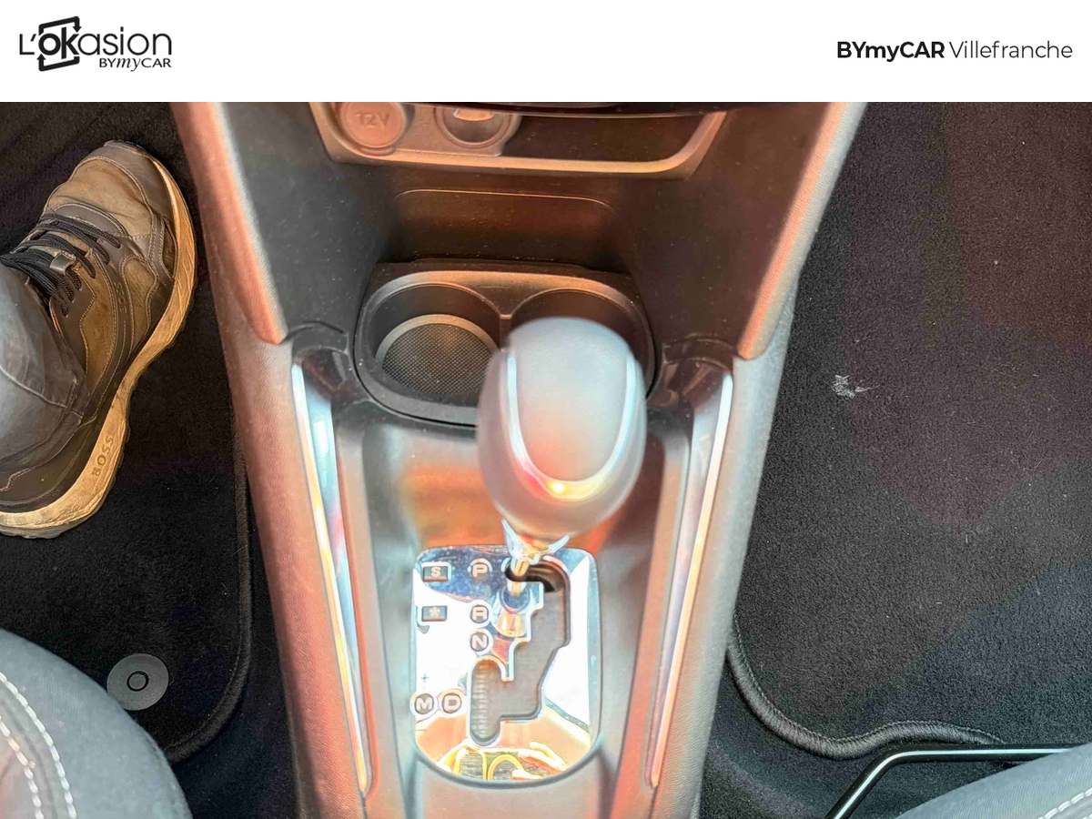Peugeot 208 PureTech 110ch S&amp;S EAT6 — photo 20