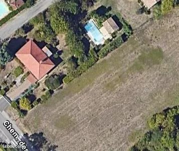 Labege centre village - terrain a batir 751 m²