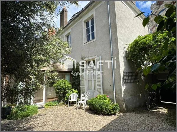 GUIST'HAU, TRÈS BELLE MAISON DE MAÎTRE A DÉCOUVRIR RAPIDEMENT