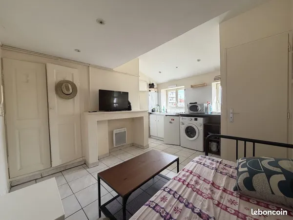 Studio 1 pièce 21 m²