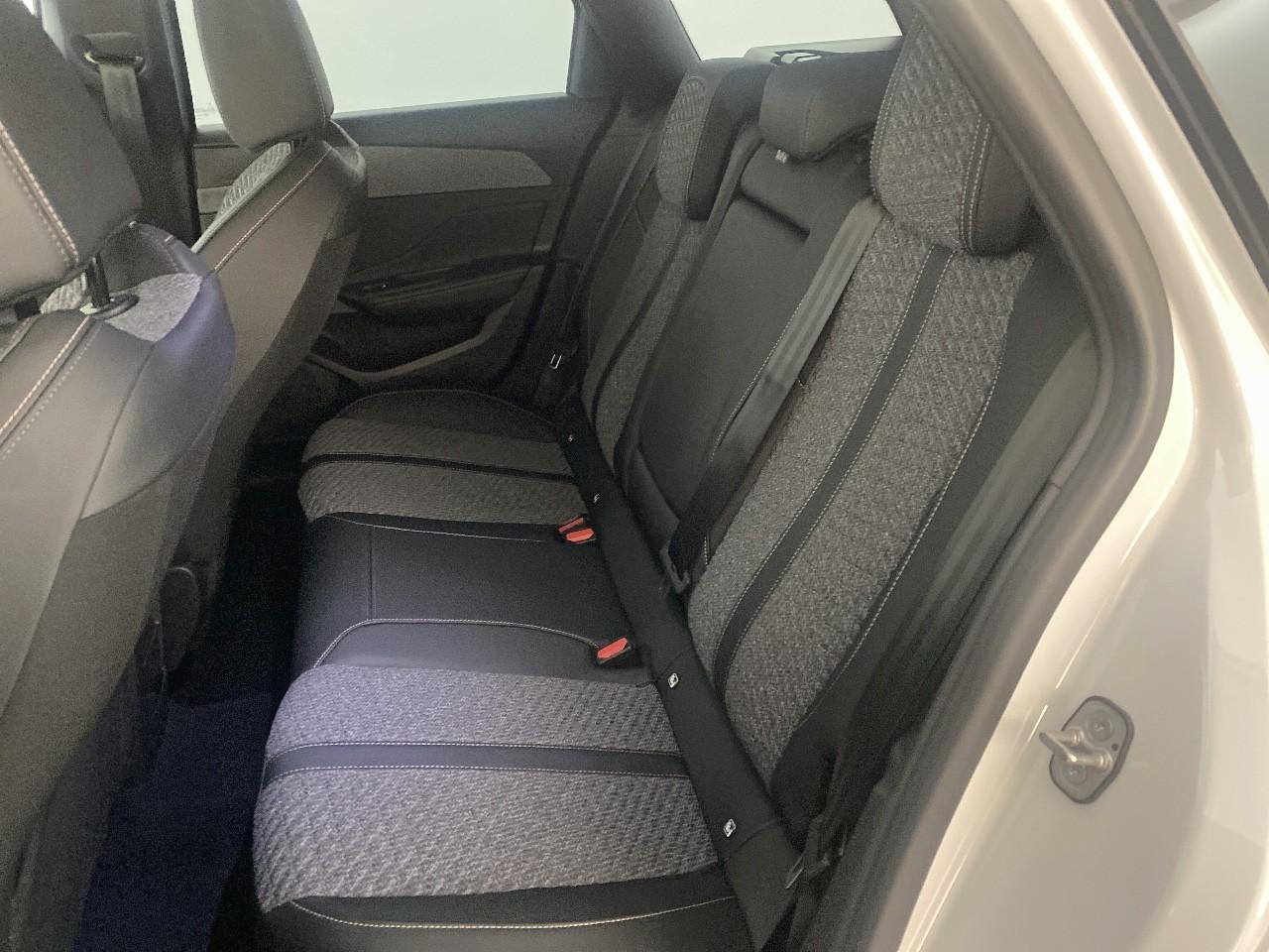 Peugeot 308 sw bluehdi 130ch s&s eat8 allure — photo 10