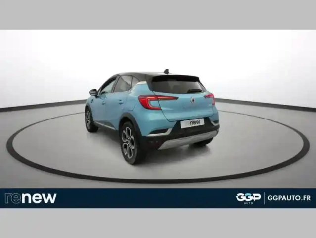 Renault Captur e-tech plug-in 160 intens — photo 5