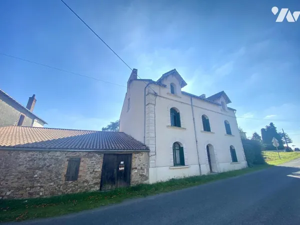 Maison 10 pièces 280 m²