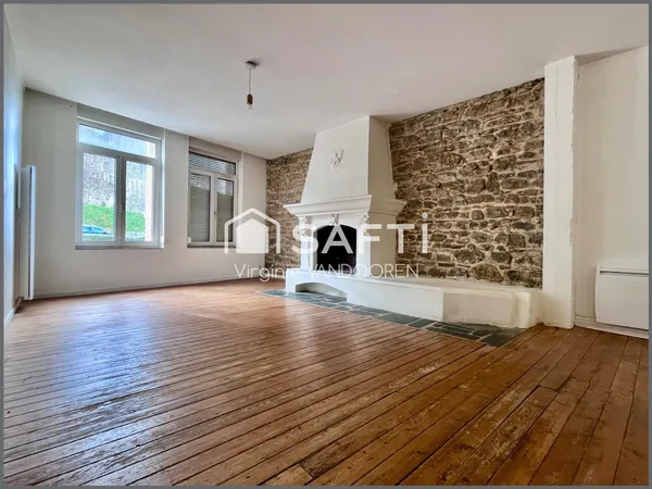 Appartement de charme face aux remparts
