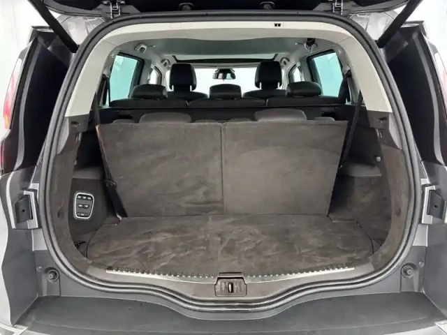 Renault Espace dci 160 energy twin turbo — photo 36