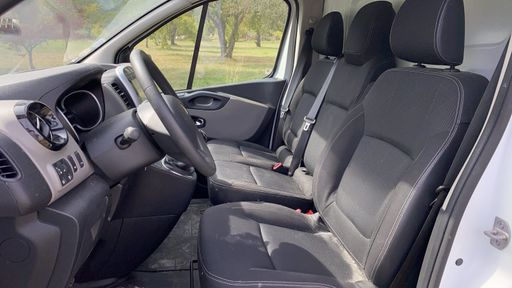 Renault Trafic L1H1 1.6 DCi 145 - Traffic – 2018 – 20580 km – Diesel – Boîte Manuelle — photo 11