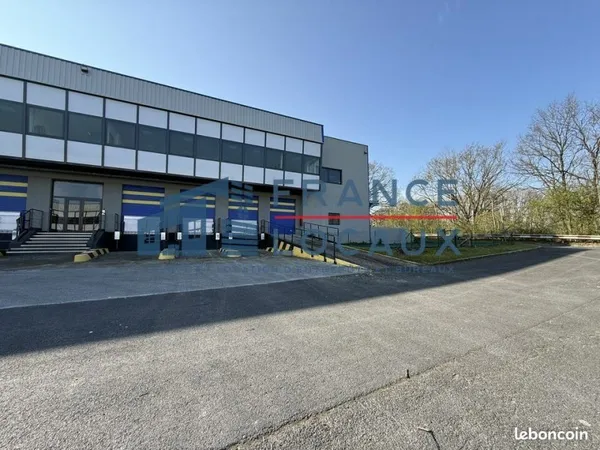 ENTREPOT - LOGISTIQUE 1322 m² SAINT-WITZ