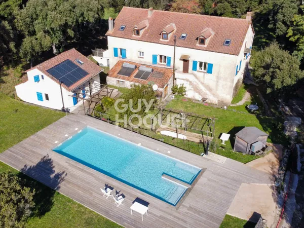 Ensemble immobilier (Corse du Sud)