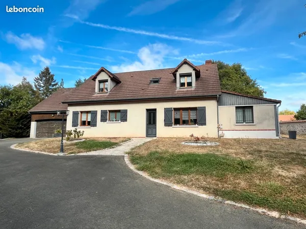 Maison - 6 pièces - 140m²