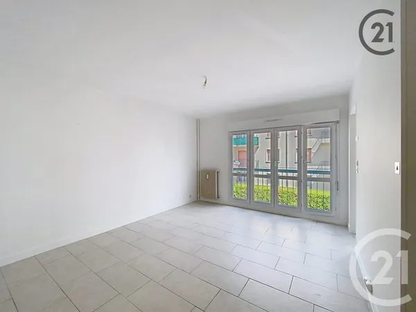 Studio 1 pièce 26 m²