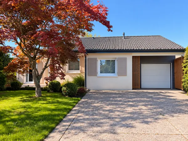 PLAIN PIED LE MESNIL-ESNARD 120 m² aux prestations soignées