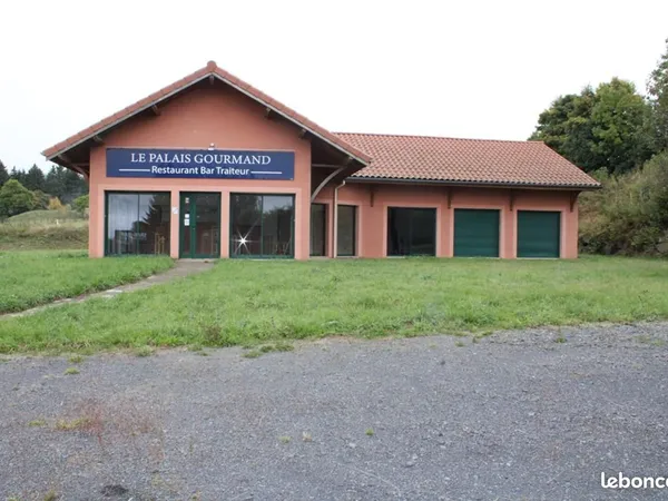 Maison 5 pièces 210 m²