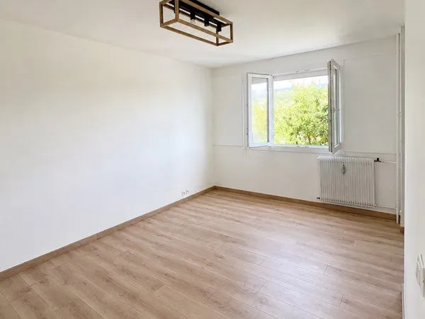 T2 45m2 avec garage et cave - Annemasse/ limite Vétraz-Monthoux
