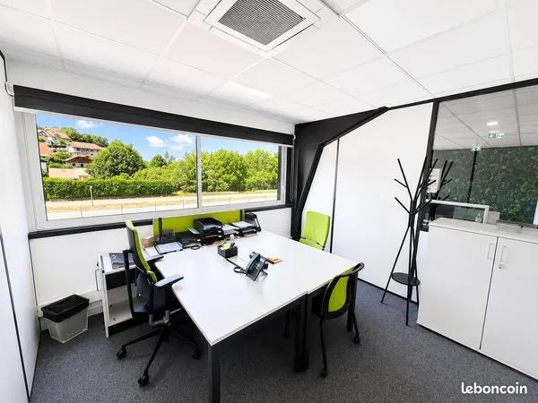 Bureau fermé pour 2 ou 3 personnes à partir de 575 ht mensuel