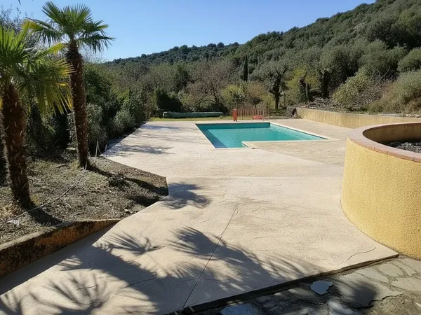 Maison 10 pièces 179 m²