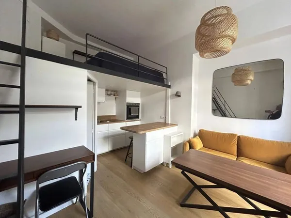 Studio 1 pièce 17 m²
