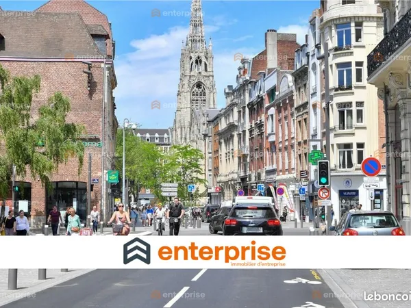 Local commercial 268 m²