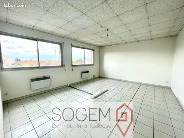Local 60 m²