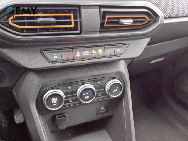 Dacia Sandero tce 90 — photo 14