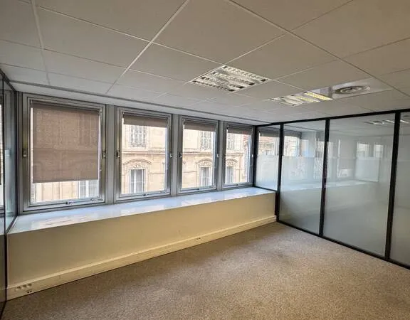 Bureaux/Locaux professionnels 127 m²