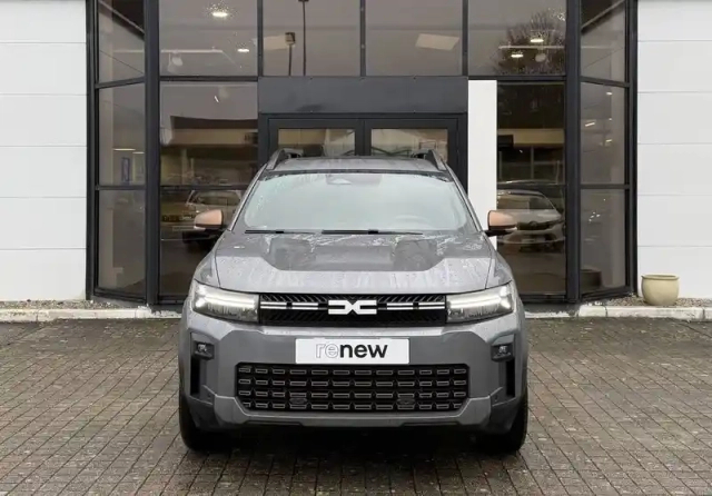 Dacia Bigster mild hybrid 130 4x4 — photo 18