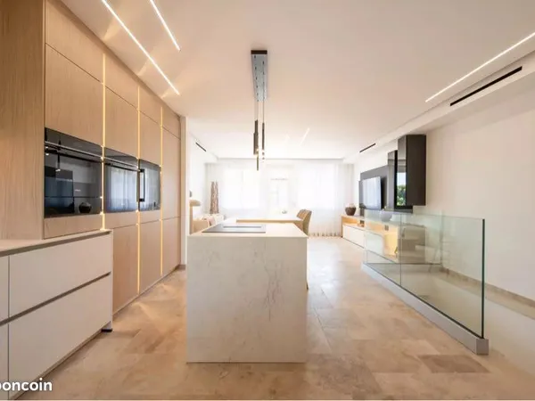 Mazet 100m² rénové - Les Issambres - 2 terrasses - Aperçu mer - Plages à pied