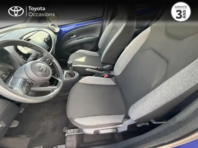 Toyota Aygo X 1.0 vvt-i 72ch dynamic my24 — photo 3