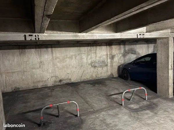 2 places de parking