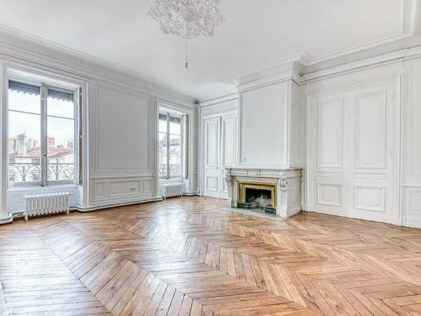 Bureau 258 m²