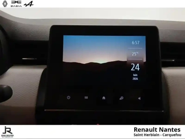 Renault Clio 1.0 tce 90ch evolution — photo 6