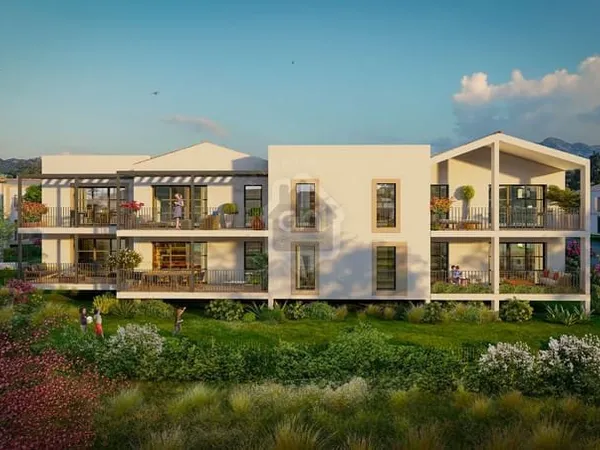 St Etienne du Grès Appartement T2 ou T3 à partir de 45 m2 ave...