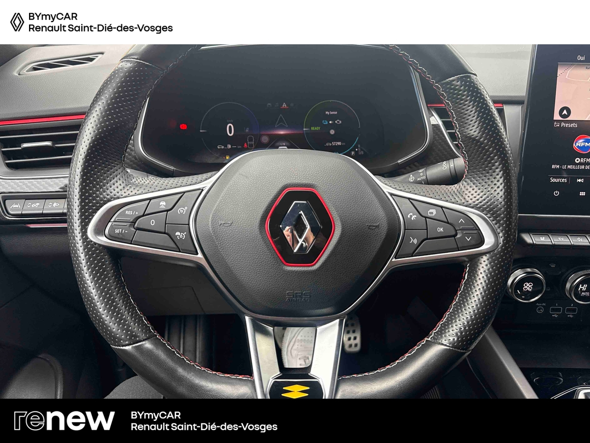 Renault Arkana E-Tech 145 - 21B — photo 10