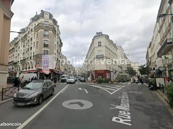 Commerce habillement/textile 130 m²