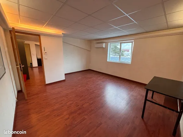 Bureaux - A LOUER CARQUEFOU