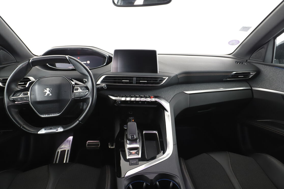Peugeot 3008 1.6 THP Allure EAT6 — photo 11