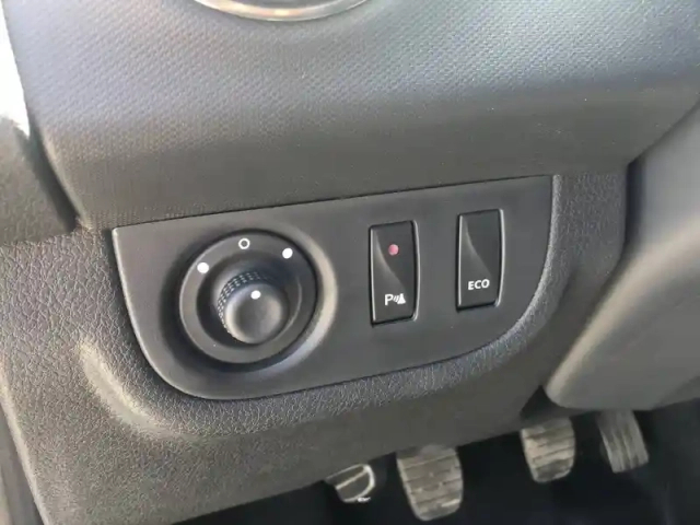 Dacia Sandero tce 90 e6c — photo 7