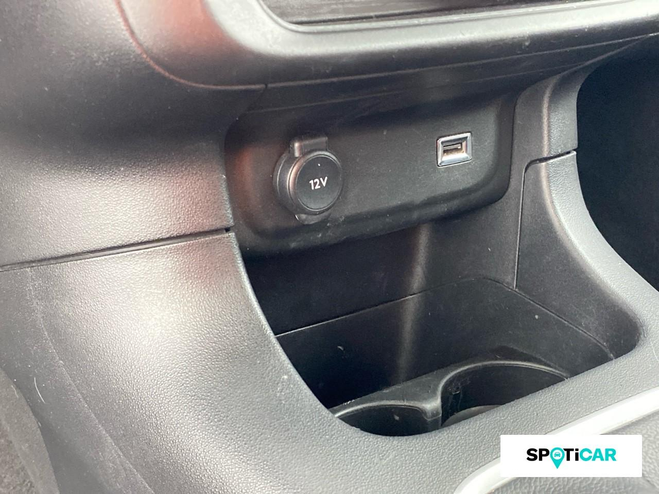 Citroën C3 1.5 bluehdi 100ch s&s shine pack e6.d — photo 19