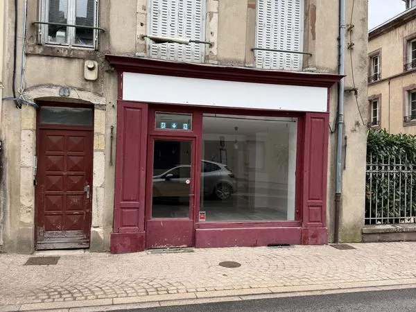 Local 56 m² Lunéville