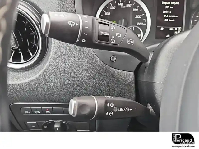 Mercedes Vito fourgon 119 cdi long bva rwd — photo 19