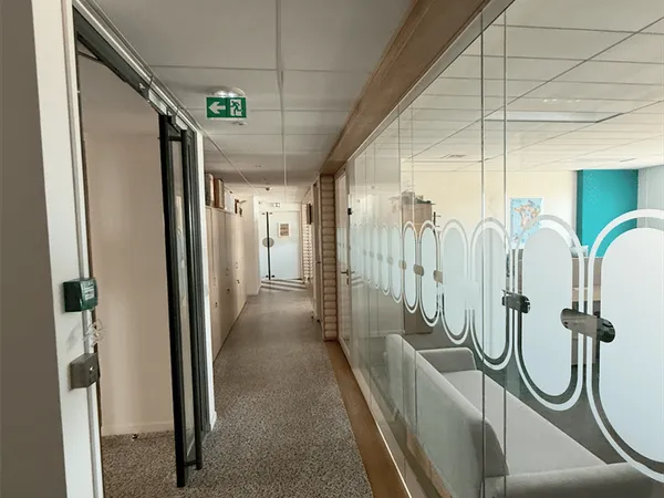 Bureaux 1479 m²