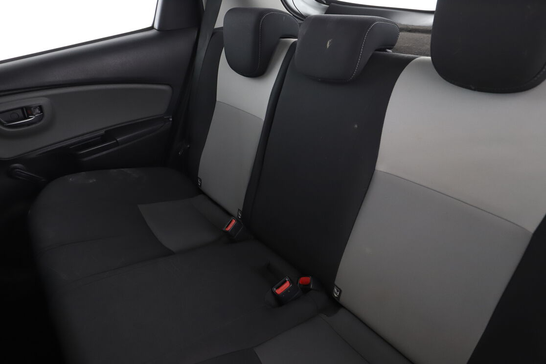 Toyota Yaris 1.5 Hybrid France — photo 13