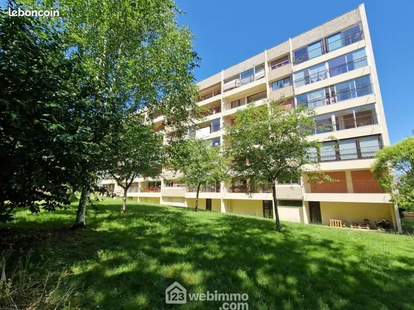 Appartement 4 pièces 96 m²