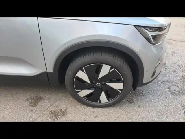 Volvo Ex40 twin performance 442ch ultra awd — photo 11