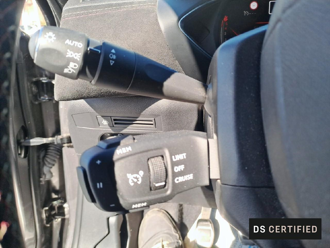 Ds Ds 3 crossback bluehdi 110 bvm6 performance line — photo 15