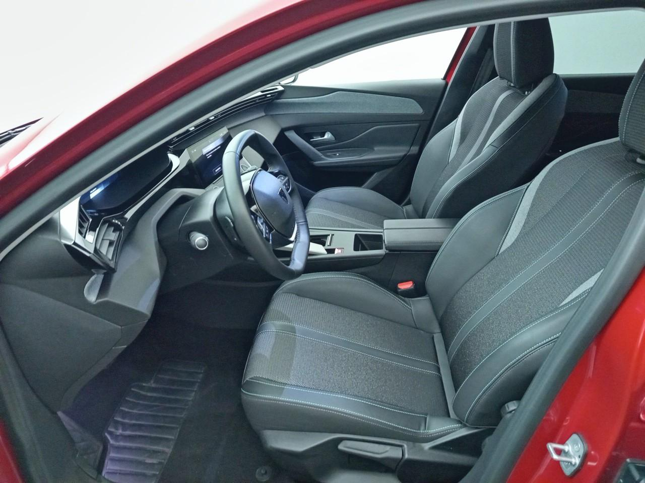 Peugeot 308 sw phev 180 e-eat8 allure — photo 10