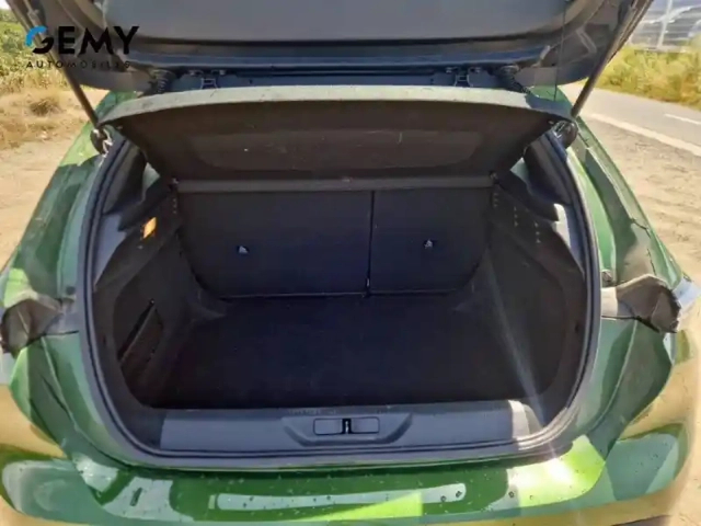 Peugeot 308 puretech 130ch s&amp;s eat8 — photo 6