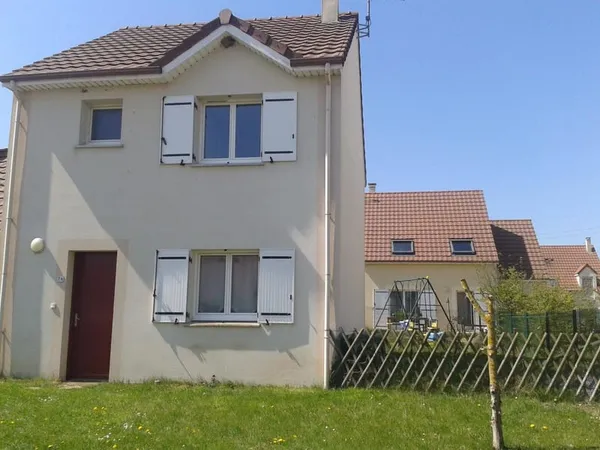 À Fécamp, maison à louer pour petite famille avec Agence du